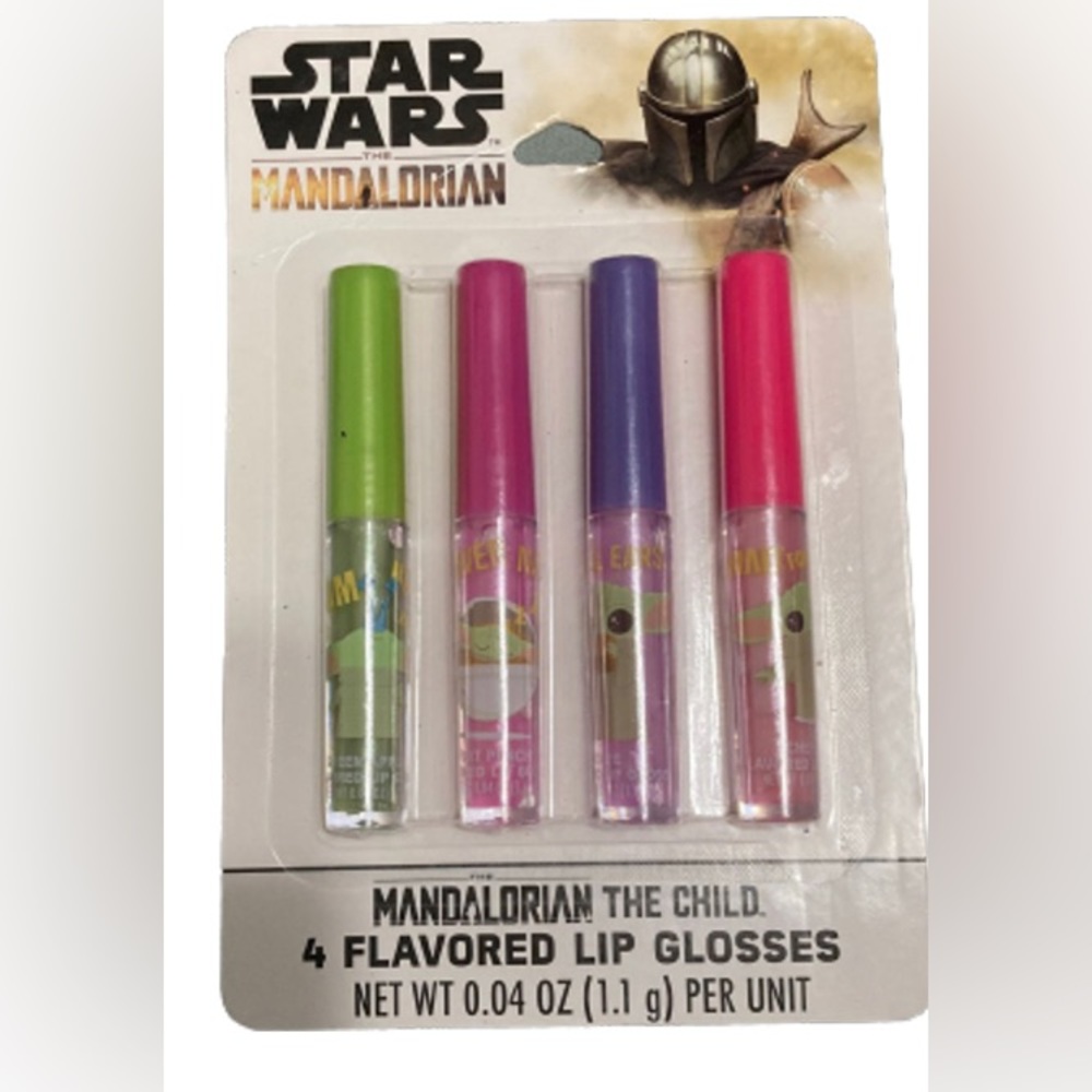 Star⭐️Wars🚀the Mandalorian 4 Flavored lip👄Glosses💄